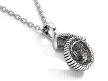 Load image into Gallery viewer, Bighorn Sheep Horn Necklace