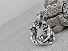 Load image into Gallery viewer, Bighorn Sheep Necklace