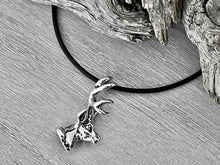 Load image into Gallery viewer, Deer Necklace