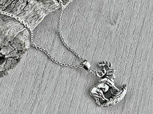 Load image into Gallery viewer, Moose Necklace